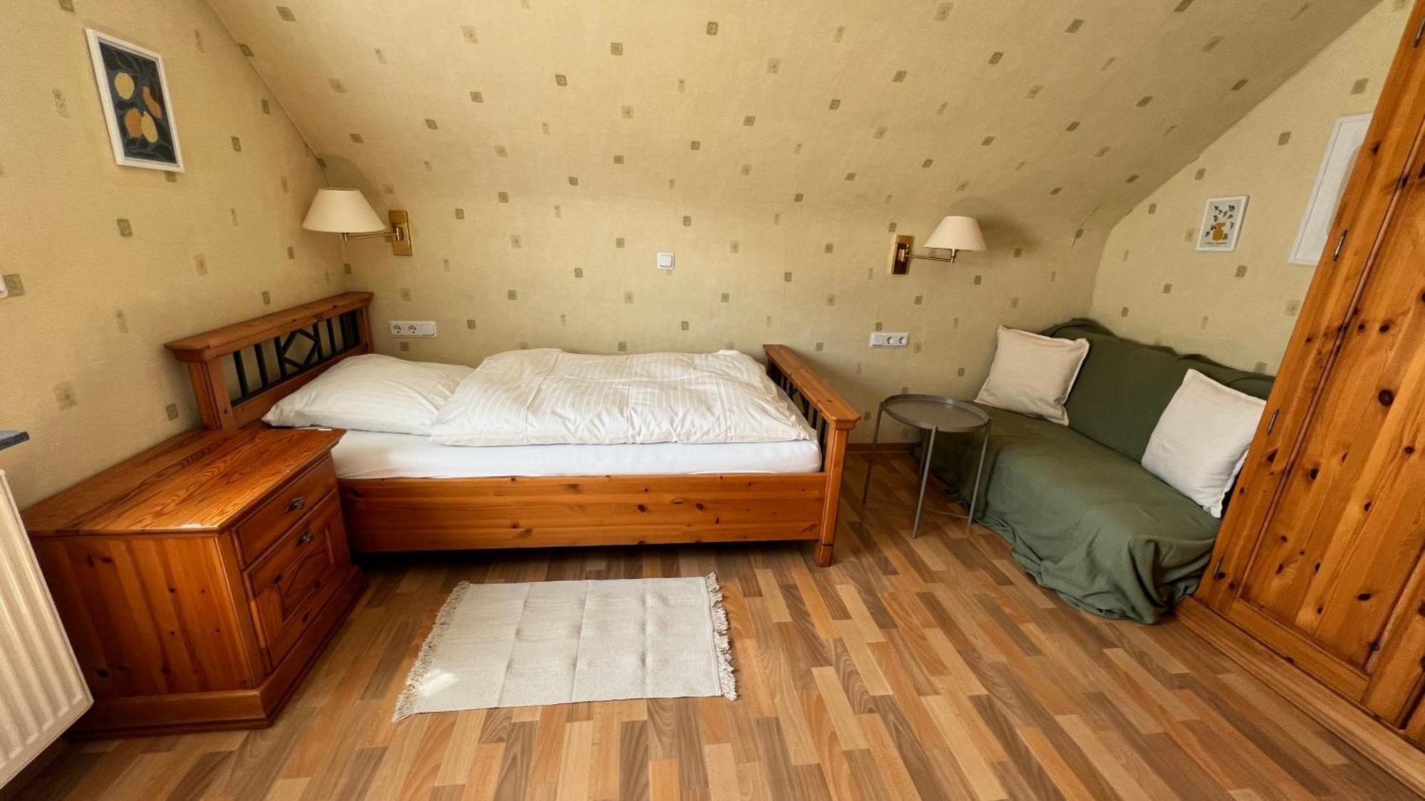 Gaestehaus Kliebenstein Saarwellingen Esterno foto