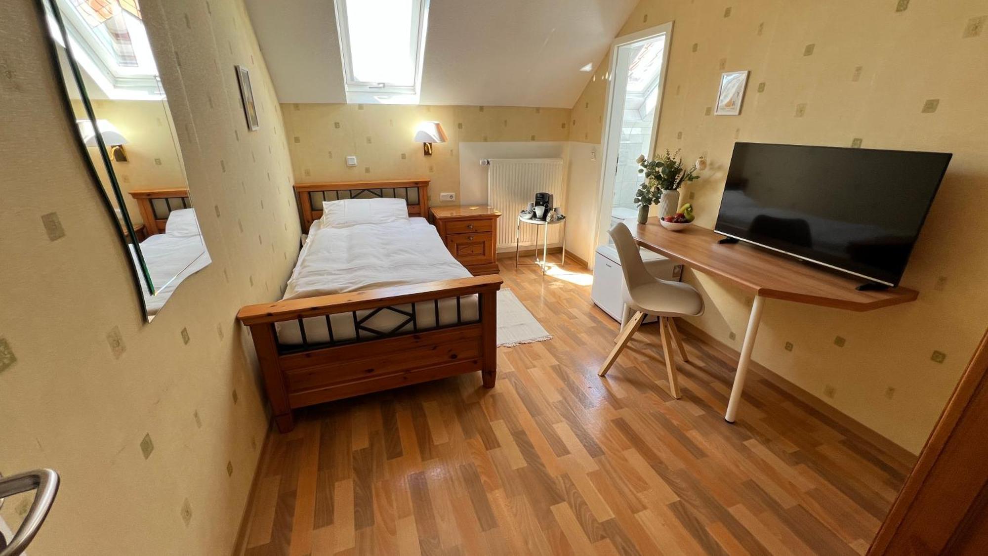 Gaestehaus Kliebenstein Saarwellingen Esterno foto